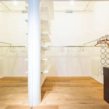 公寓 Stylish Loft With Garden, 8 Guests, 3 Bedrooms 米兰
