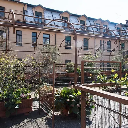 Διαμέρισμα Peaceful Court In Shopping District *