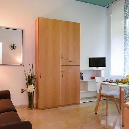 Apartment Coral - Porta Romana *