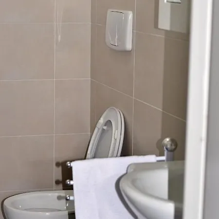 Casa Nuccia 2 מלון