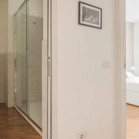 Lägenhet Cosmopolitan Home, 2 Bedrooms, 2 Bth, 5 Guests *