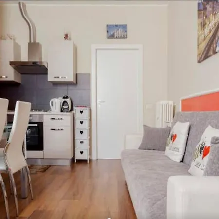 Rodica Comfort Navigli ミラノ