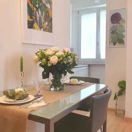 Corso Vercelli 아파트 밀라노