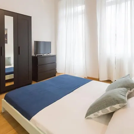 Lägenhet Sweet 2 Bedrooms In Center Milano