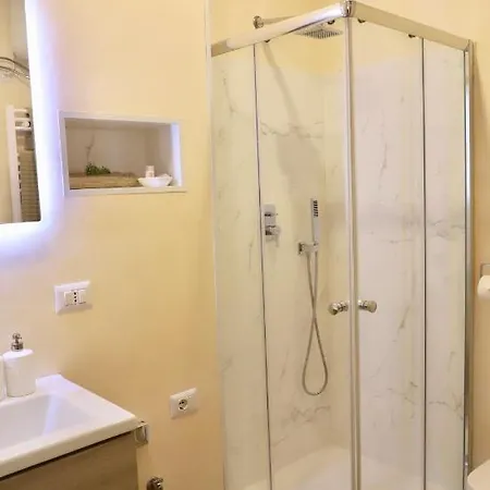 Baronesa Elegant Studio In Centro Апартаменты *