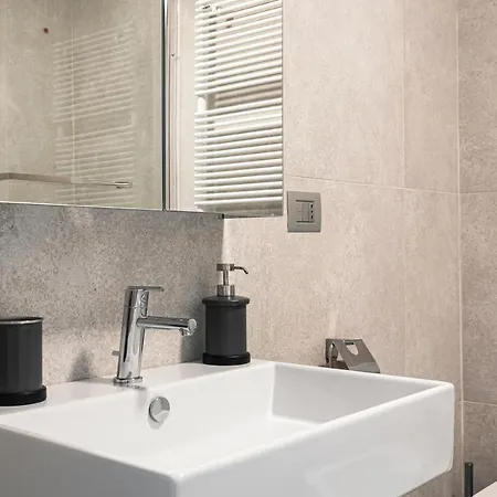 Apartment Hostmate -milano - Via Freguglia - Guastalla Mailand