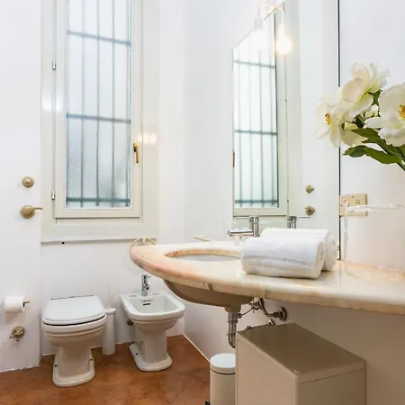 Apartment Hemeras Boutique Homes - Design Apartament Near Cadorna Station