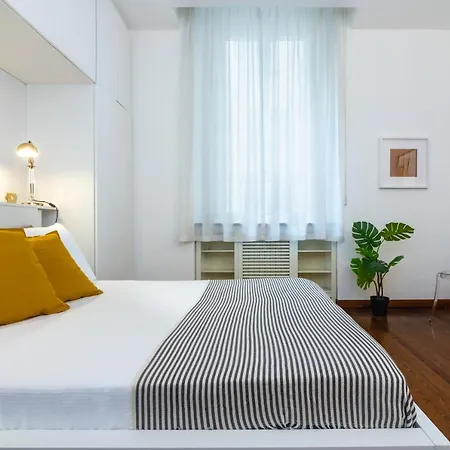 Hemeras Boutique Homes - Design Apartament Near Cadorna Station Apartment