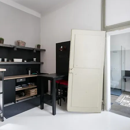 Italianflat - Navigli & Bocconi Suites Mediolan