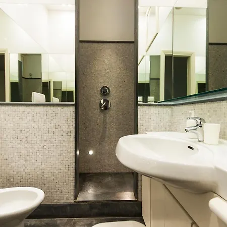 Appartement Youhosty - Pisani Small 13 *