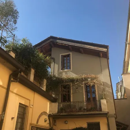 Monolocale Porta Romana Centro * Milan