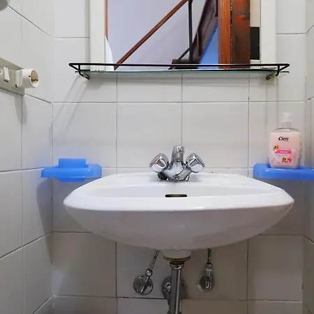 Primopiano - Ripa Apartman *