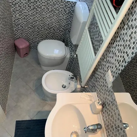 Konukevi Private Navigli *