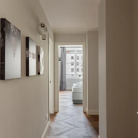 Apartment Hostmate -milano - Via Freguglia - Guastalla *