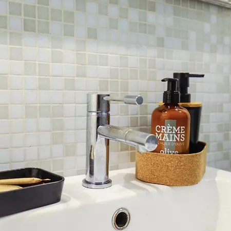 Lejlighed Paki Nel Cuore Dei Navigli Di *