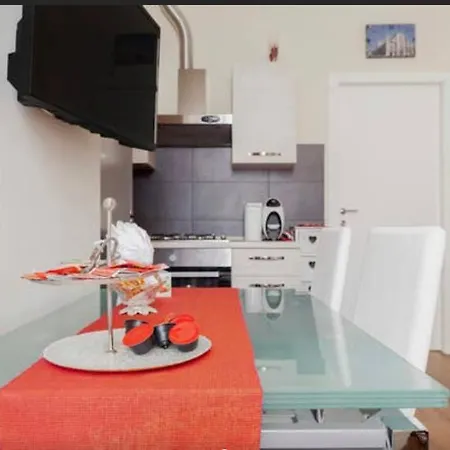 Rodica Comfort Navigli *