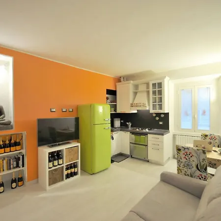 Lägenhet Joivy Vibrant Flat For 4 Near Parks, In Navigli *