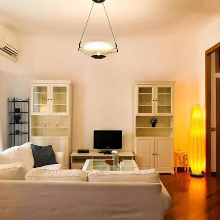 Lejlighed Joivy 1 Bedroom Next To Piazza Leonardo Da Vinci *
