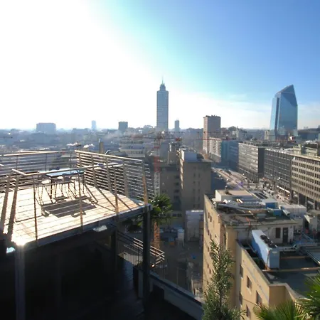 Skyline Apartament *