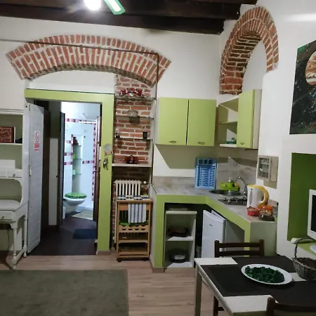 Green House Apartment *