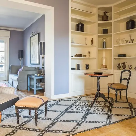 Charming Apartment, A Unique Home, 2 Bedrooms Mailand