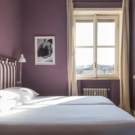 Charming Apartment, A Unique Home, 2 Bedrooms Mailand