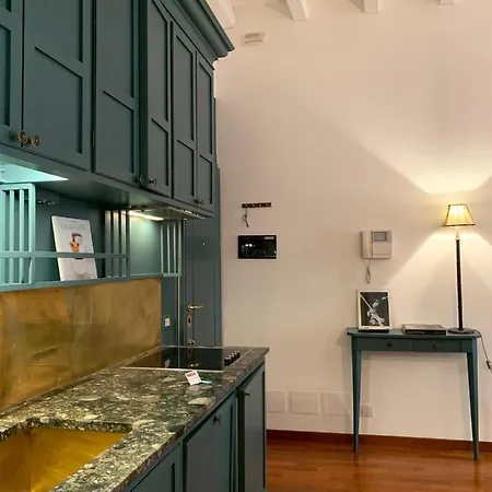 Corso Garibaldi Apartamento *