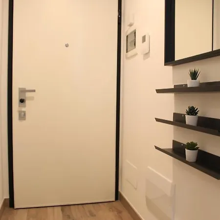 I Livin - Via Bernina, 20 Apartamento *