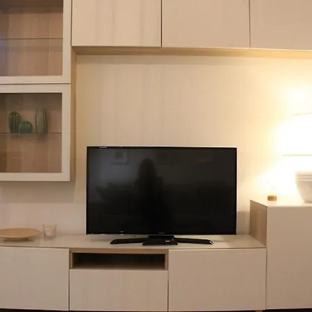 I Livin - Via Bernina, 20 Apartamento *