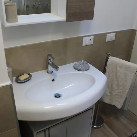 I Livin - Via Bernina, 20 Apartamento *