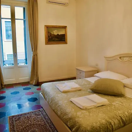 Splendido Trilocale Zona Isola 아파트 *
