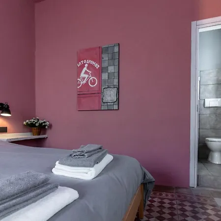 La Del Teatro Bed & Breakfast *
