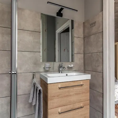 La Del Teatro * Milano