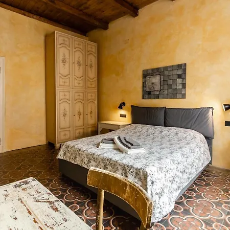 Bed & Breakfast La Del Teatro *