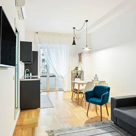 Design And New Flat In Navigli District