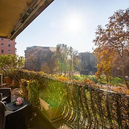 Parco Solari's Suites בית הארחה