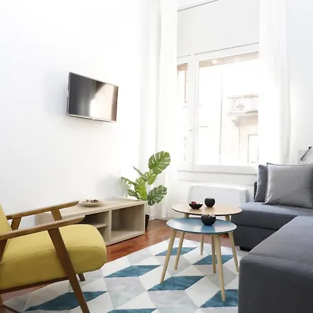 Hemeras Boutique Homes - 2 Luxury In The City Center Apartment *