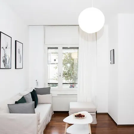 Apartment Hemeras Boutique Homes - 2 Luxury In The City Center Milan