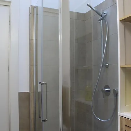 I Livin - Via Bernina, 20 Apartamento *