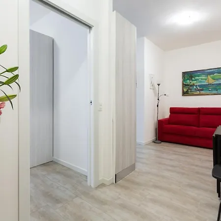 Renovated Flat Subway Yellow Line Διαμέρισμα *