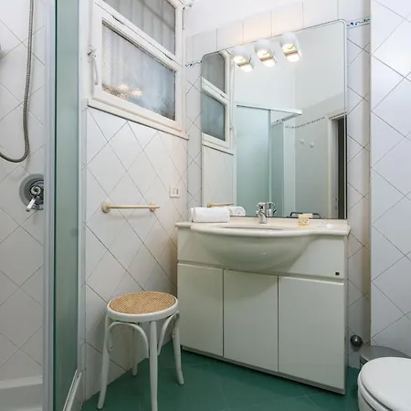 Hemeras Boutique Homes - Design Near Duomo Cathedral アパート *