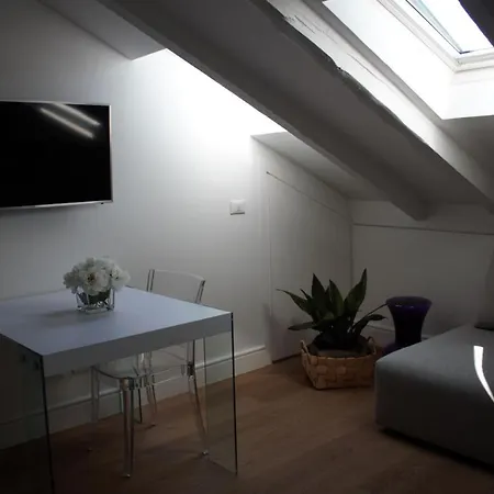 Macami Boutique - Navigli Darsena Apartment