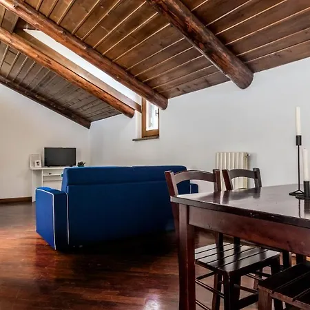 Altido Charming Flat For 6 In Historic Carrobbio 아파트 *