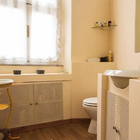 Brera District 2 Bedrooms -youhosty Daire