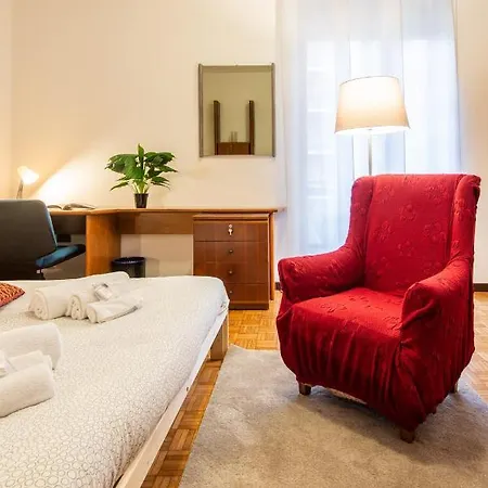 Гостевой дом Central Guest House *