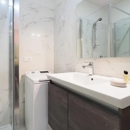 Duomo Luxury - One Bed Lejlighed Milano