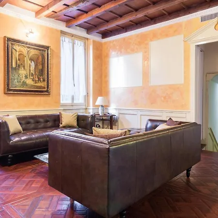 شقة Exclusive 4Bdr Apartment Near Duomo ميلان