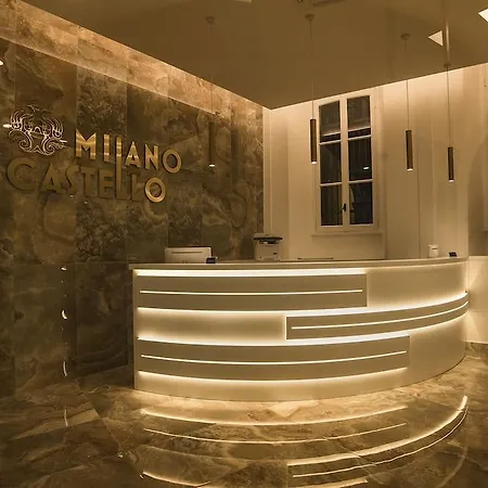 米兰城堡酒店 3*