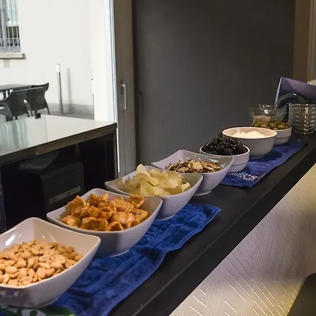 米兰城堡酒店 酒店 3*