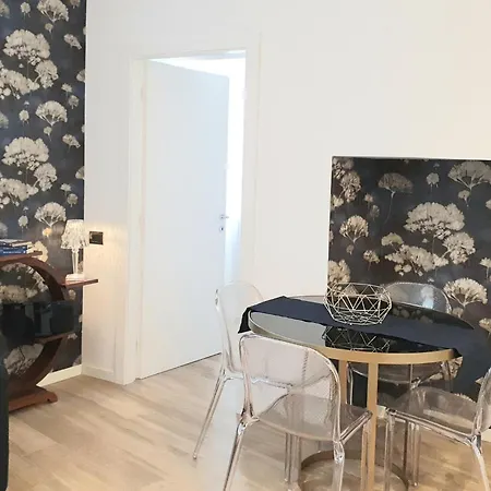 Madeleine - Arco Della Pace